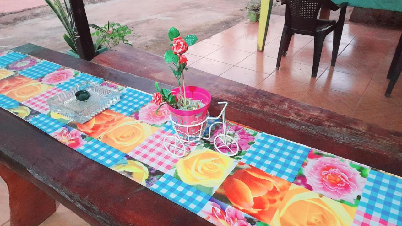 Hostal Sol Iguazu Porto Iguaçu Exterior foto